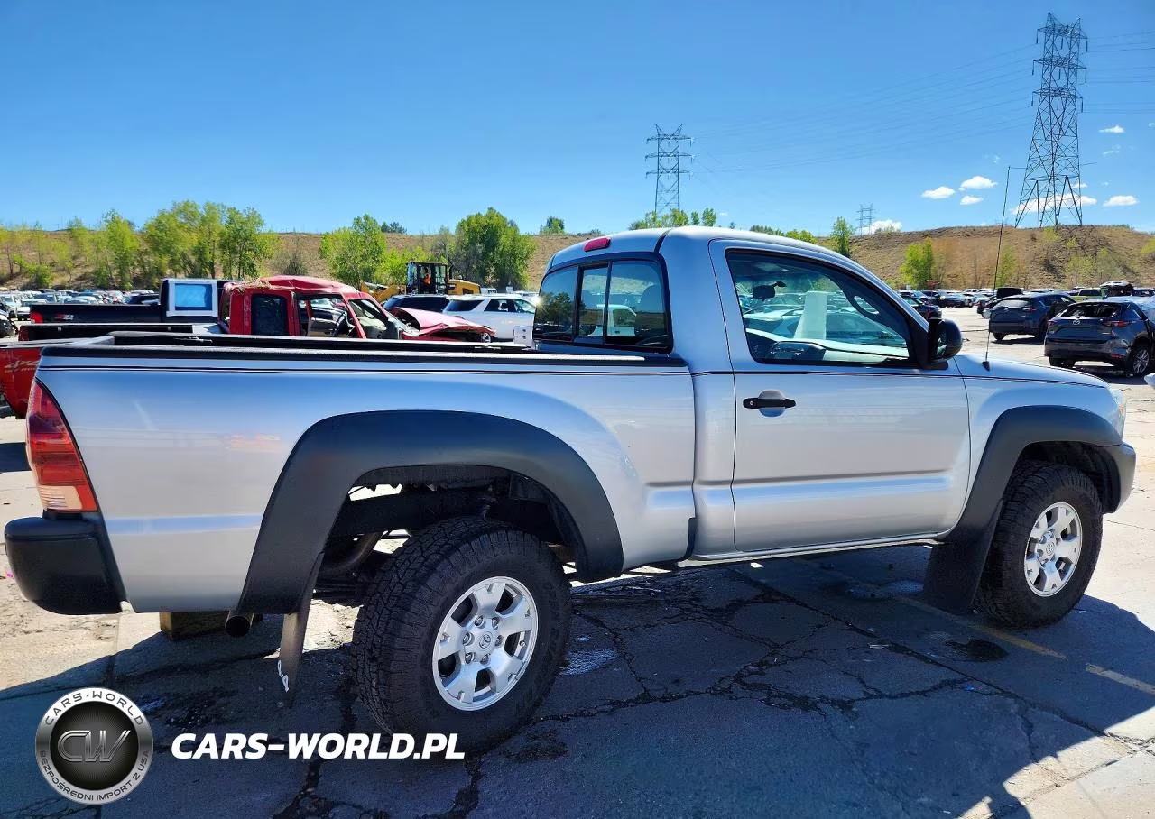 2012 Toyota Tacoma Base VIN:5TFPX4EN8CX010812 - 3