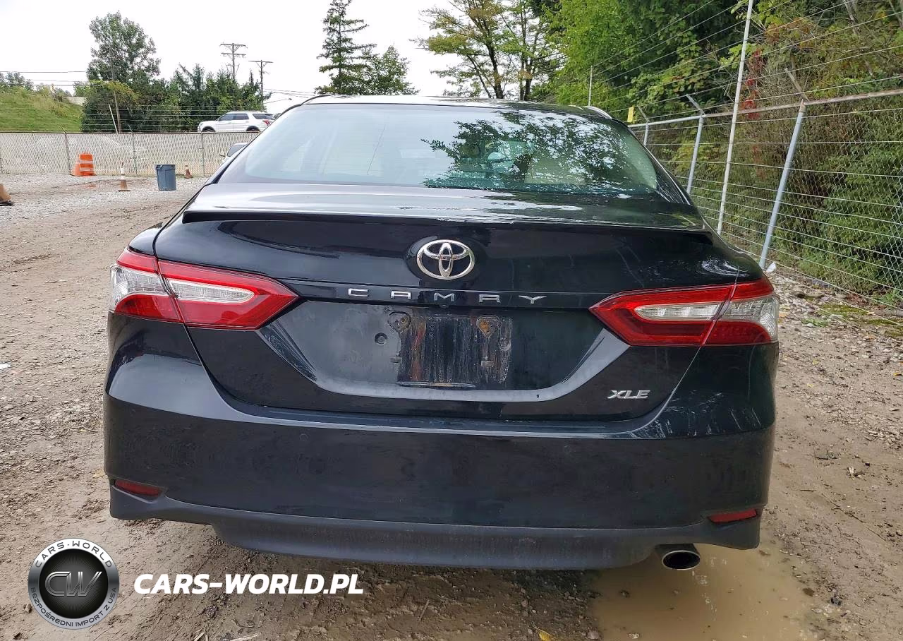 2018 Toyota Camry Xle VIN:4T1B11HK5JU050948 - 6