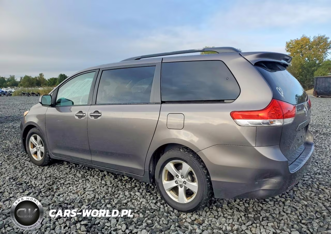 2011 Toyota Sienna Le VIN:5TDKK3DCXBS098365 - 2