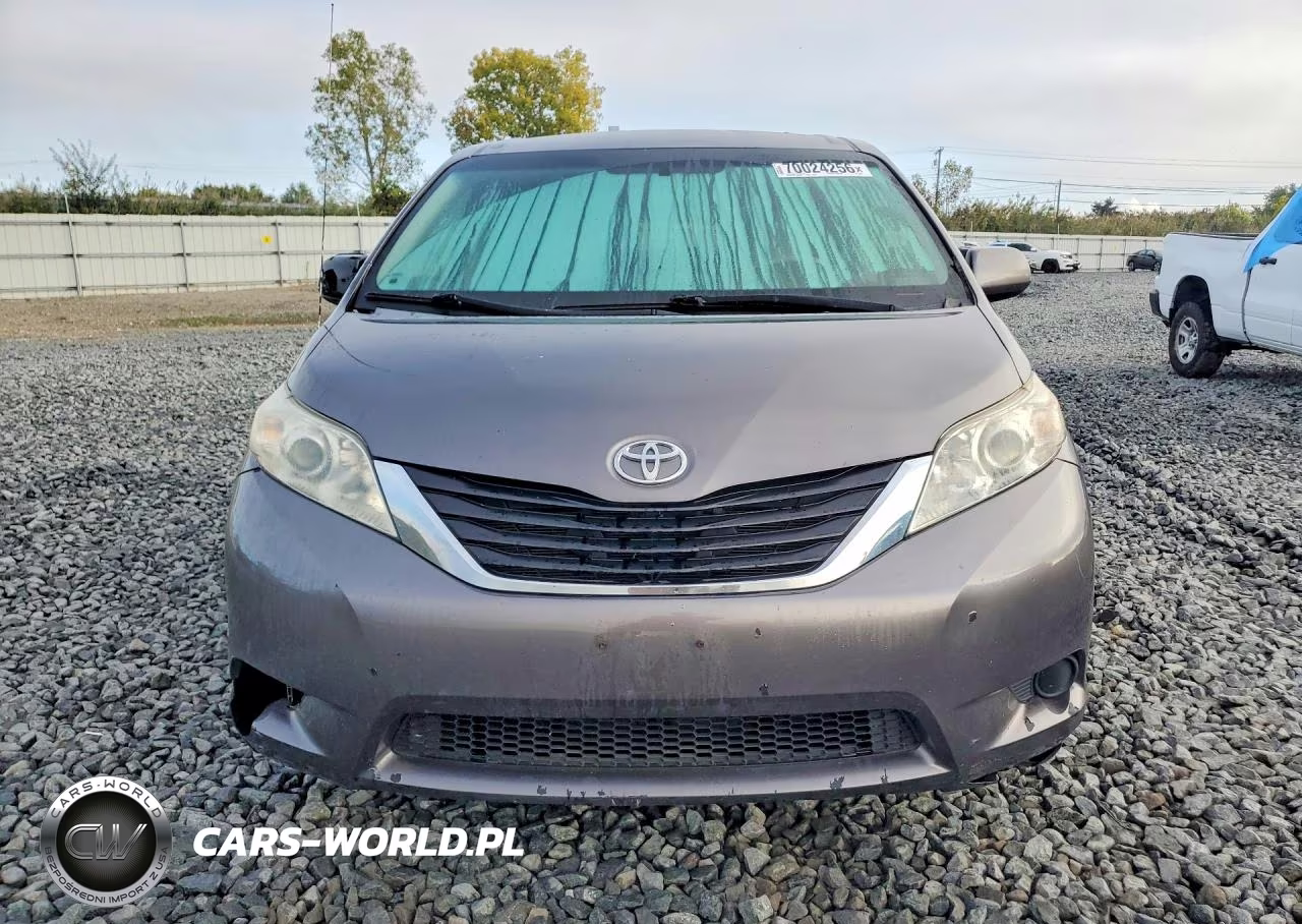 2011 Toyota Sienna Le VIN:5TDKK3DCXBS098365 - 5