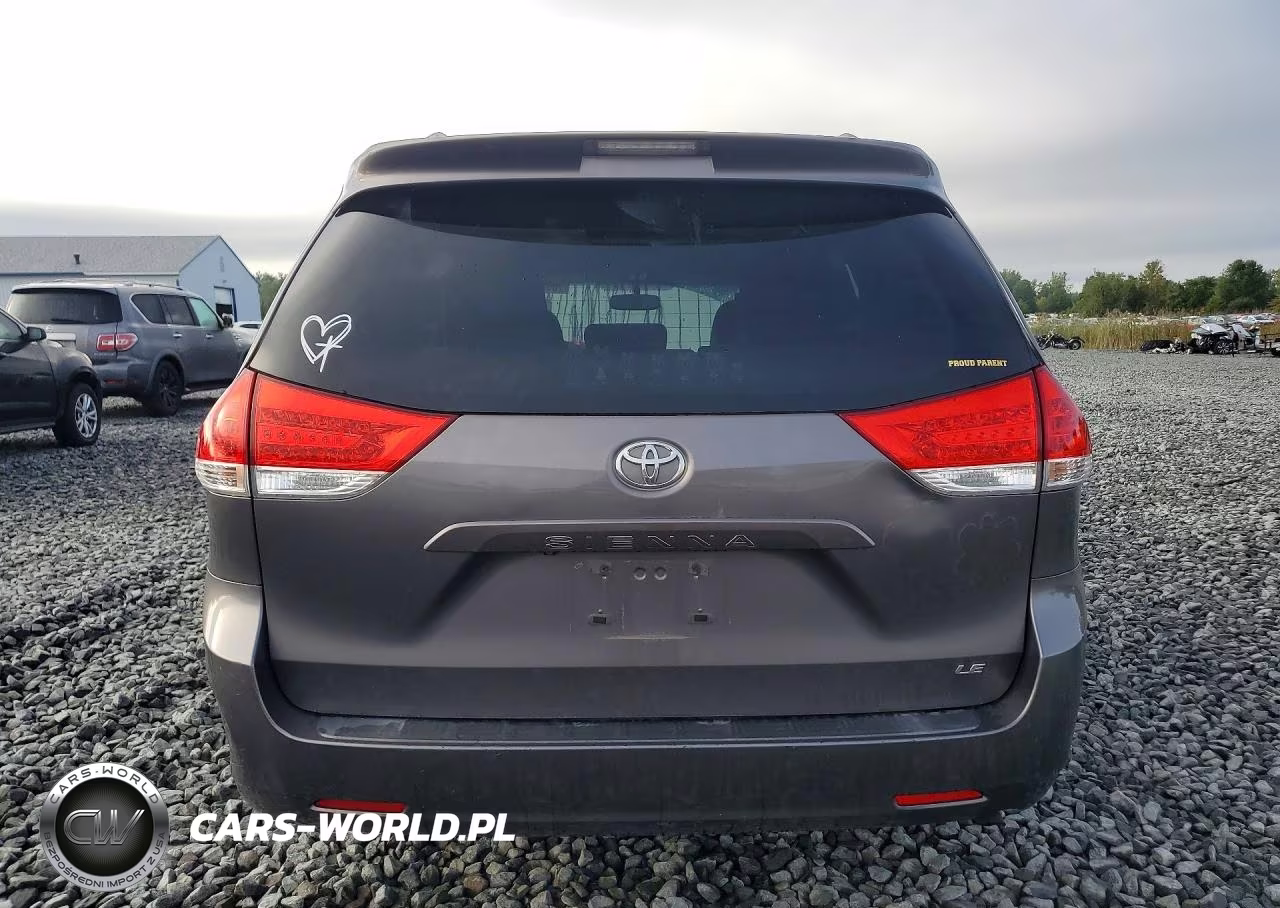 2011 Toyota Sienna Le VIN:5TDKK3DCXBS098365 - 6