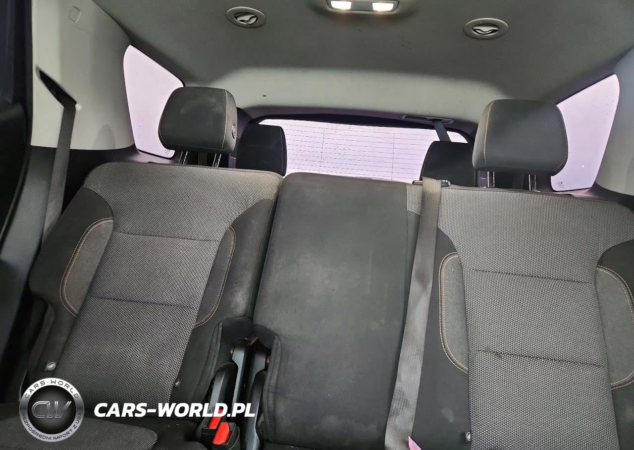 2018 Chevrolet Traverse Ls VIN:1GNEVFKWXJJ136263 - 10