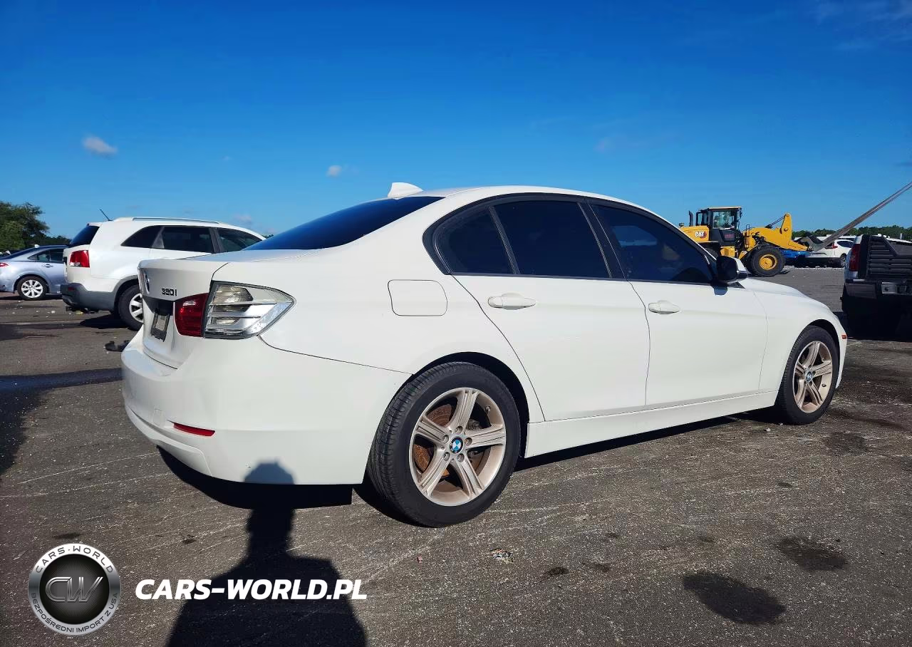 2014 BMW 320 I VIN:WBA3B1C51EK133637 - 3