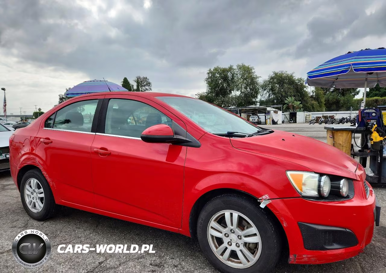2013 Chevrolet Sonic Lt VIN:1G1JC5SH6D4231097 - 4