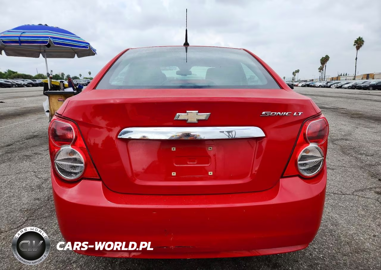 2013 Chevrolet Sonic Lt VIN:1G1JC5SH6D4231097 - 6