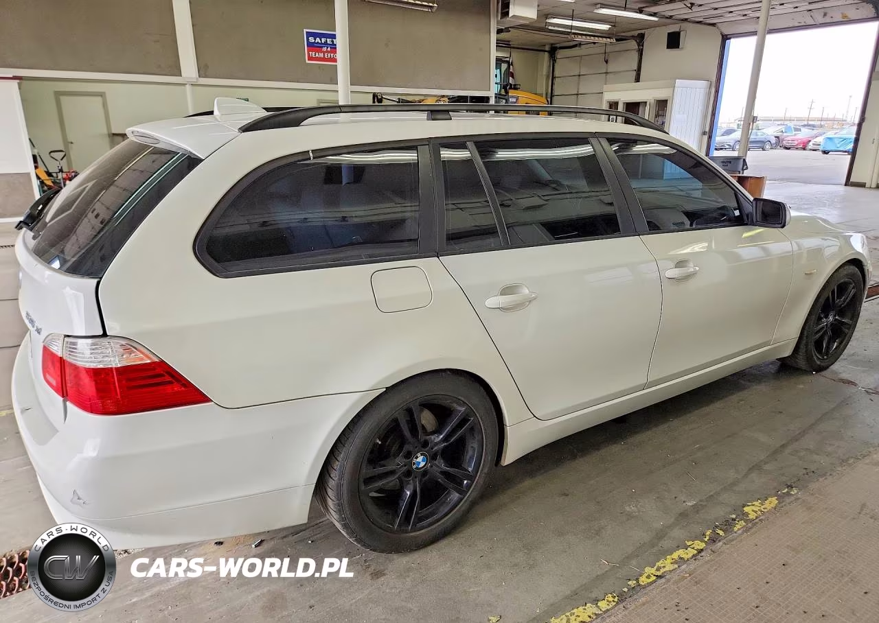 2008 BMW 535 Xi VIN:WBAPT73538CX00527 - 3