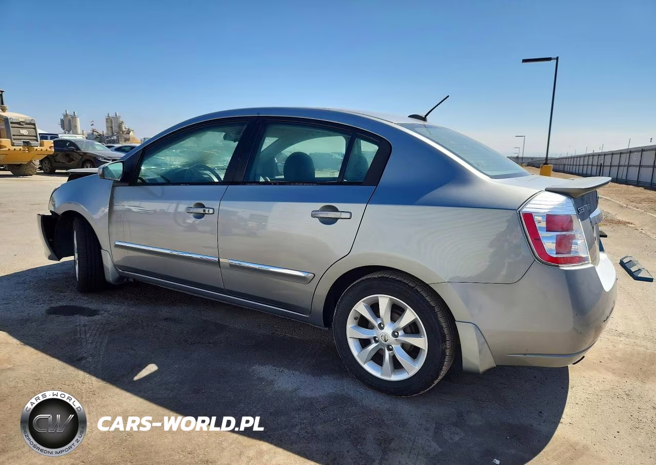 2011 Nissan Sentra 2.0 VIN:3N1AB6AP5BL636399 - 2