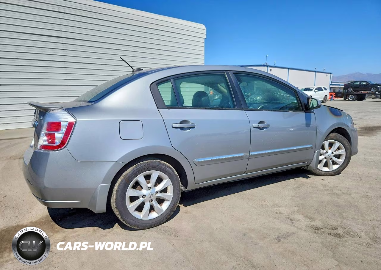 2011 Nissan Sentra 2.0 VIN:3N1AB6AP5BL636399 - 3