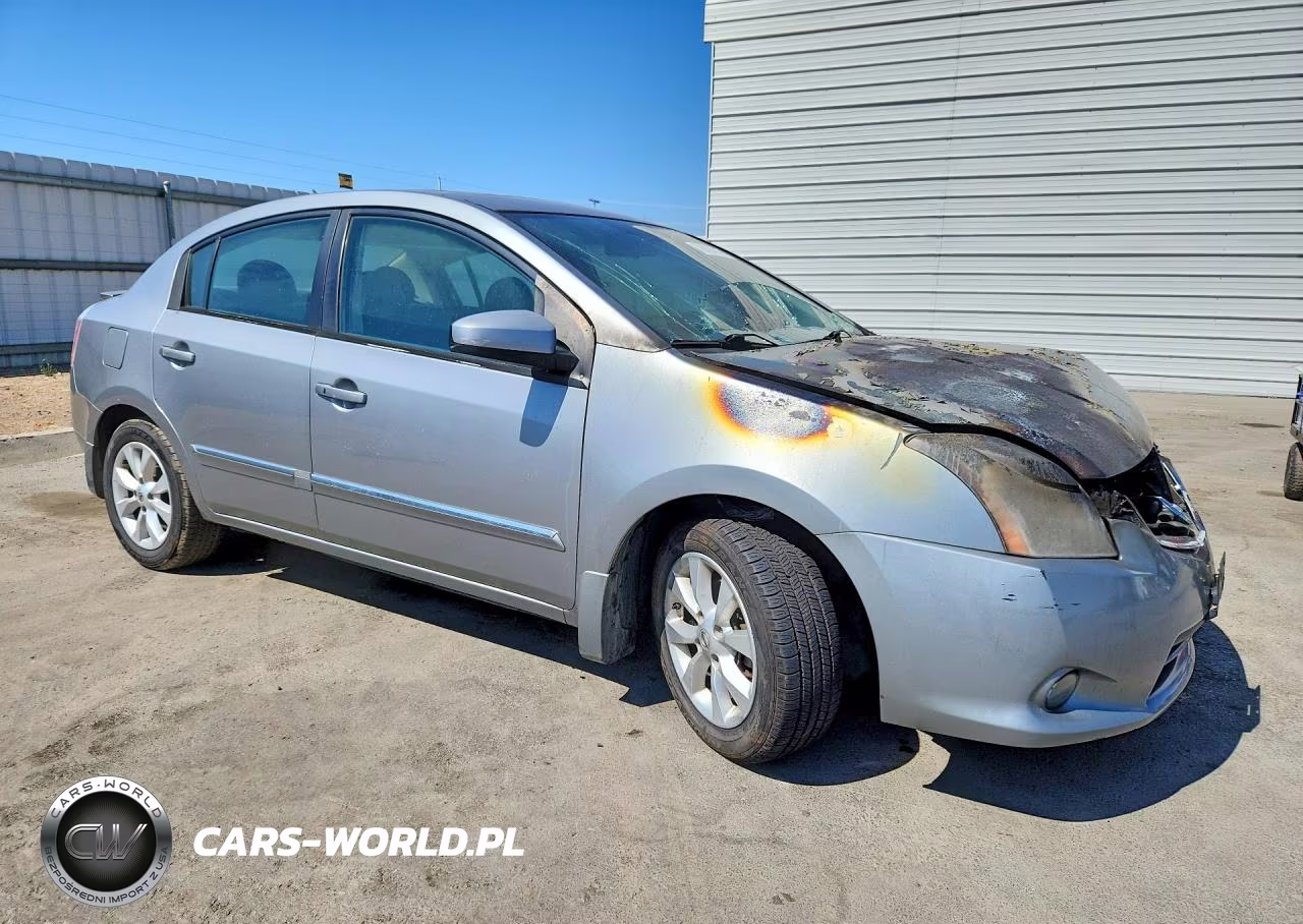 2011 Nissan Sentra 2.0 VIN:3N1AB6AP5BL636399 - 4