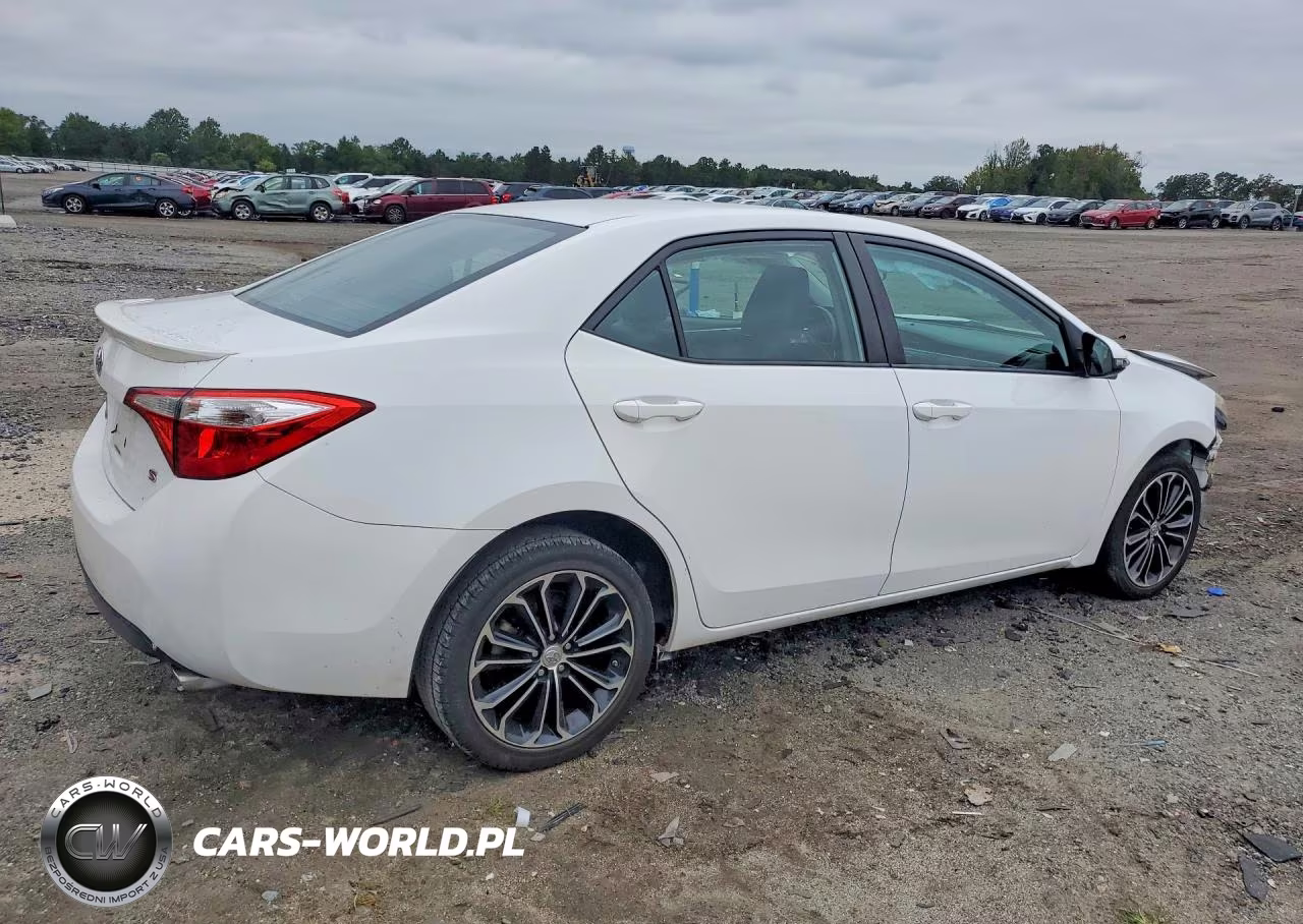 2015 Toyota Corolla S Plus VIN:2T1BURHE6FC286601 - 3