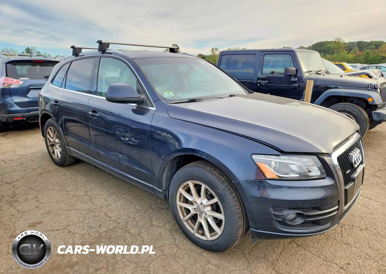 2010 Audi Q5 Premium Plus VIN:WA1LKAFP7AA068870 - 4