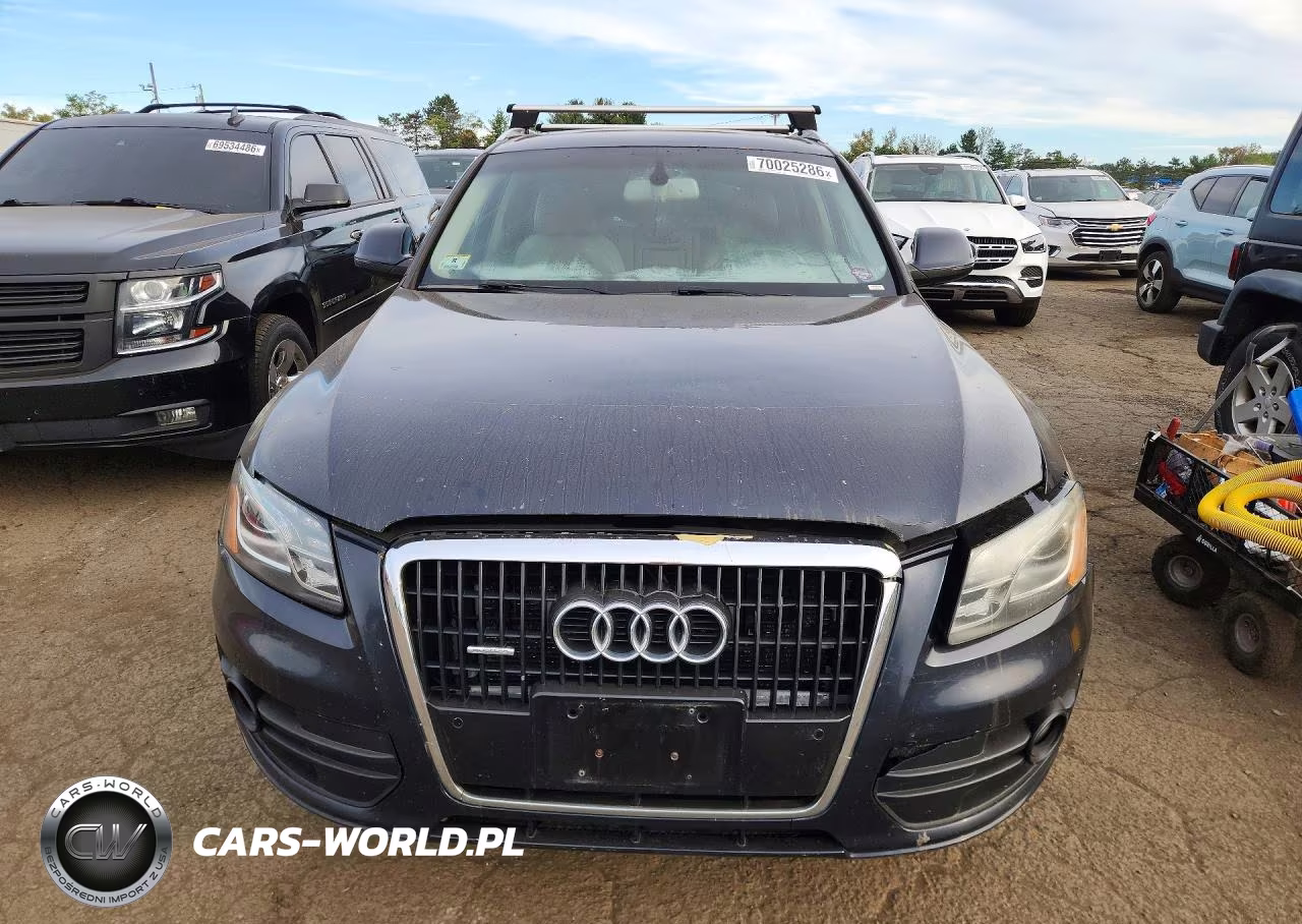 2010 Audi Q5 Premium Plus VIN:WA1LKAFP7AA068870 - 5