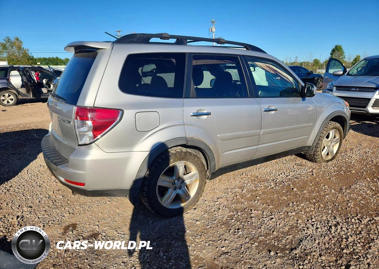 2010 Subaru Forester 2.5X Premium VIN:JF2SH6CC1AH901750 - 3