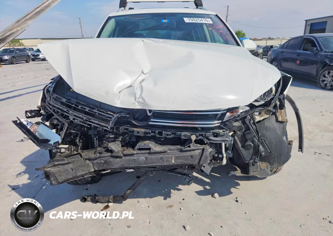 2015 Volkswagen Tiguan S VIN:WVGBV7AX9FW580039 - 5