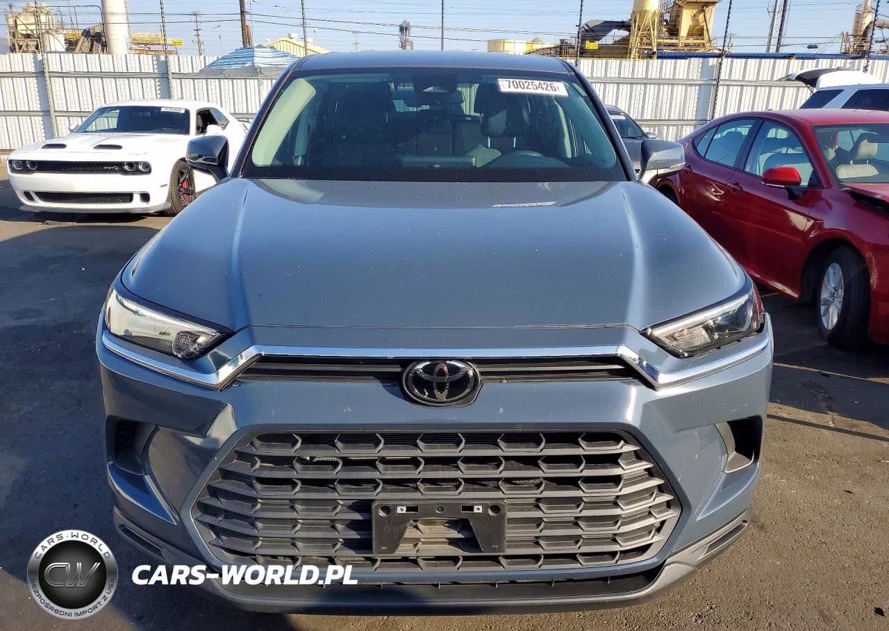 2025 Toyota Grand Highlander Le VIN:5TDAAAA51SS022820 - 5
