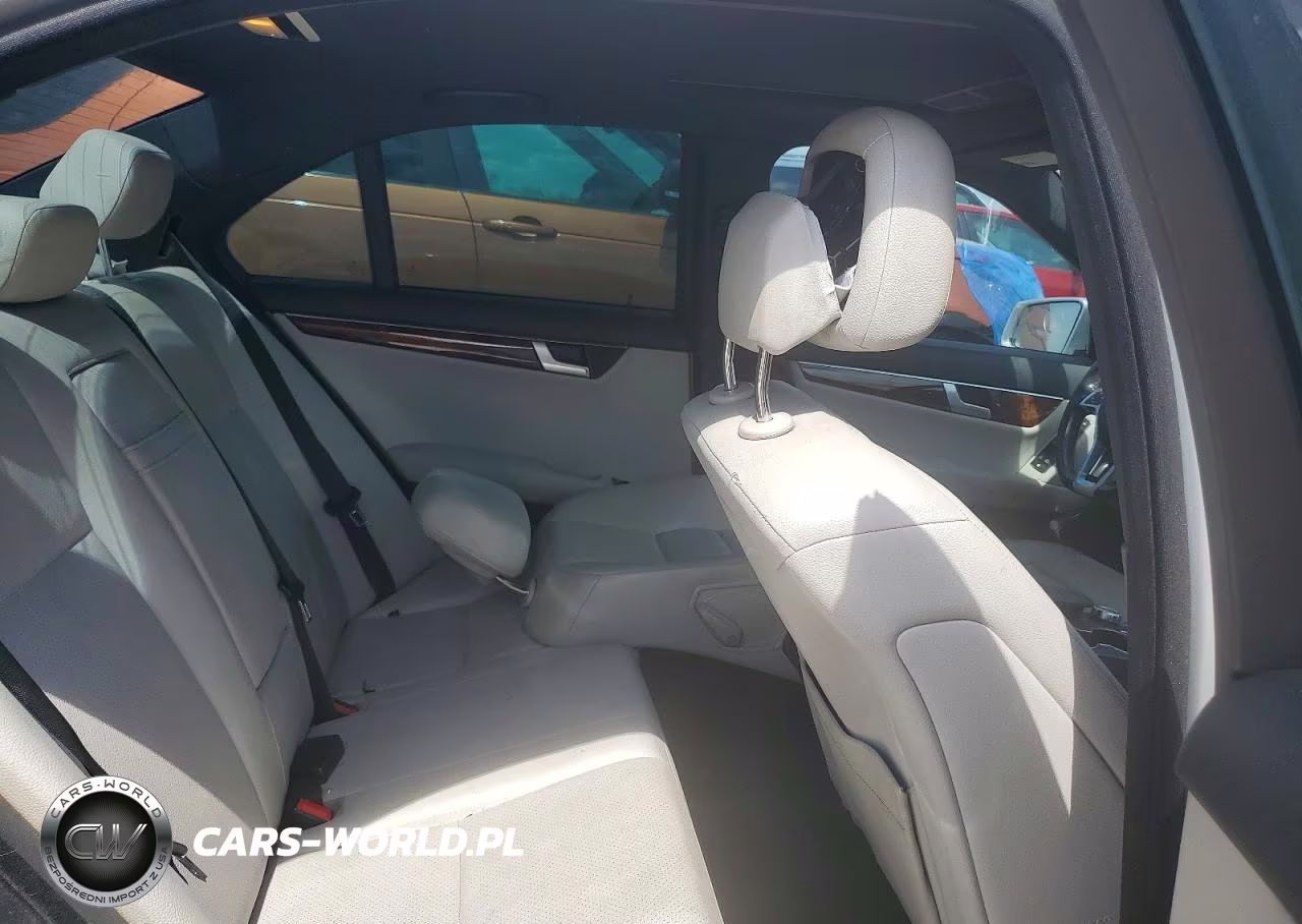 2012 Mercedes-Benz C 250 VIN:WDDGF4HB1CA624842 - 10