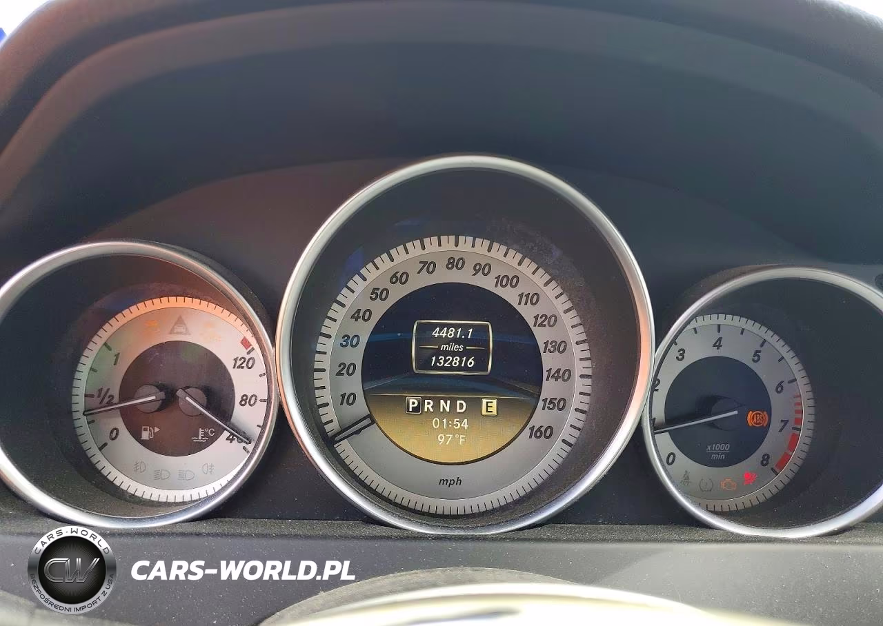 2012 Mercedes-Benz C 250 VIN:WDDGF4HB1CA624842 - 9