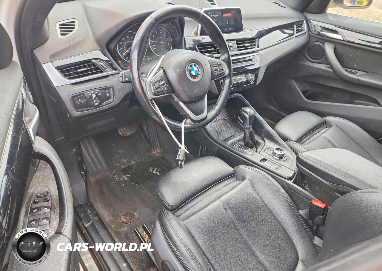 2018 BMW X1 xDrive28I VIN:WBXHT3C32J5K29143 - 8