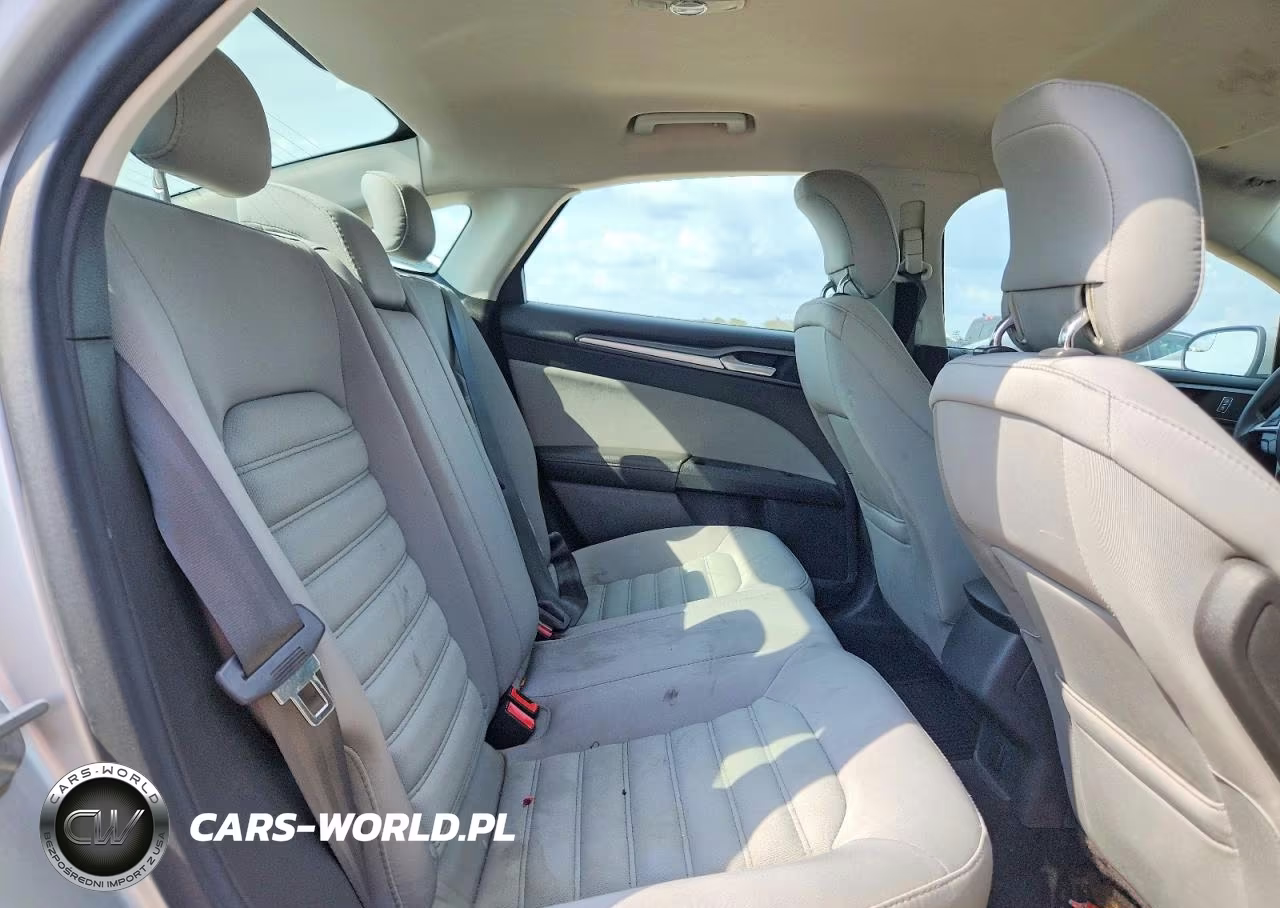 2014 Ford Fusion S VIN:3FA6P0G7XER394404 - 10