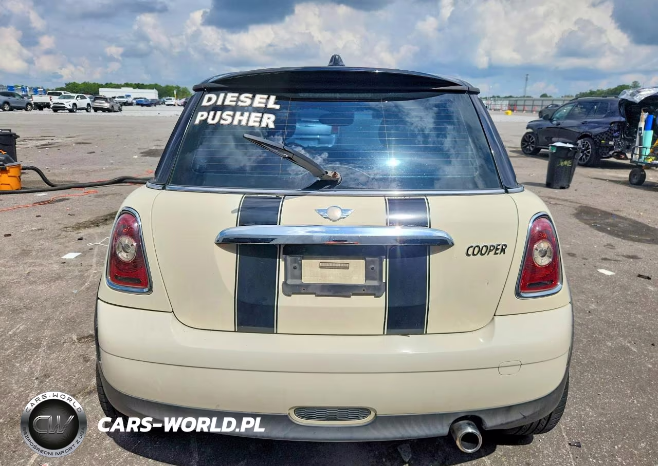 2009 Mini Cooper VIN:WMWMF33559TU75225 - 6