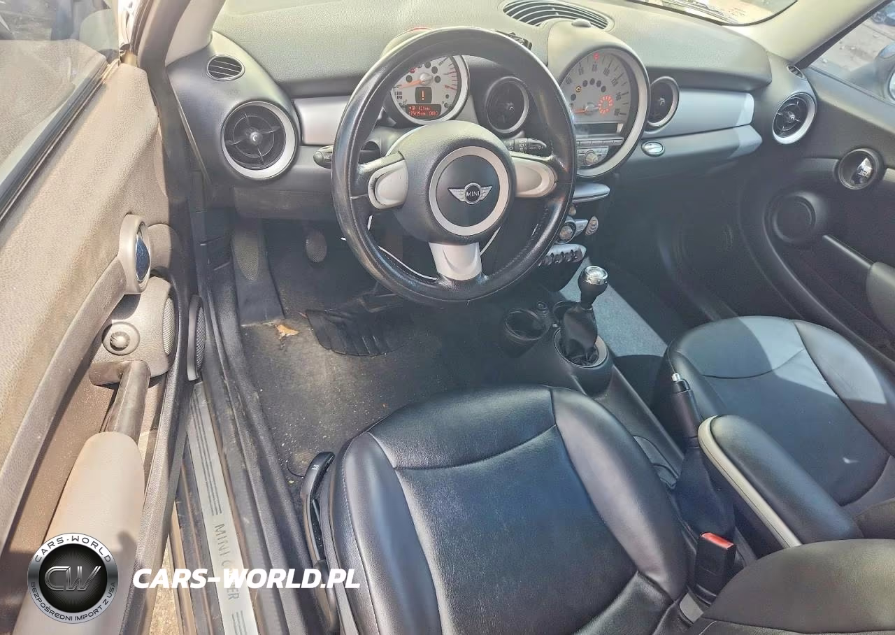 2009 Mini Cooper VIN:WMWMF33559TU75225 - 8
