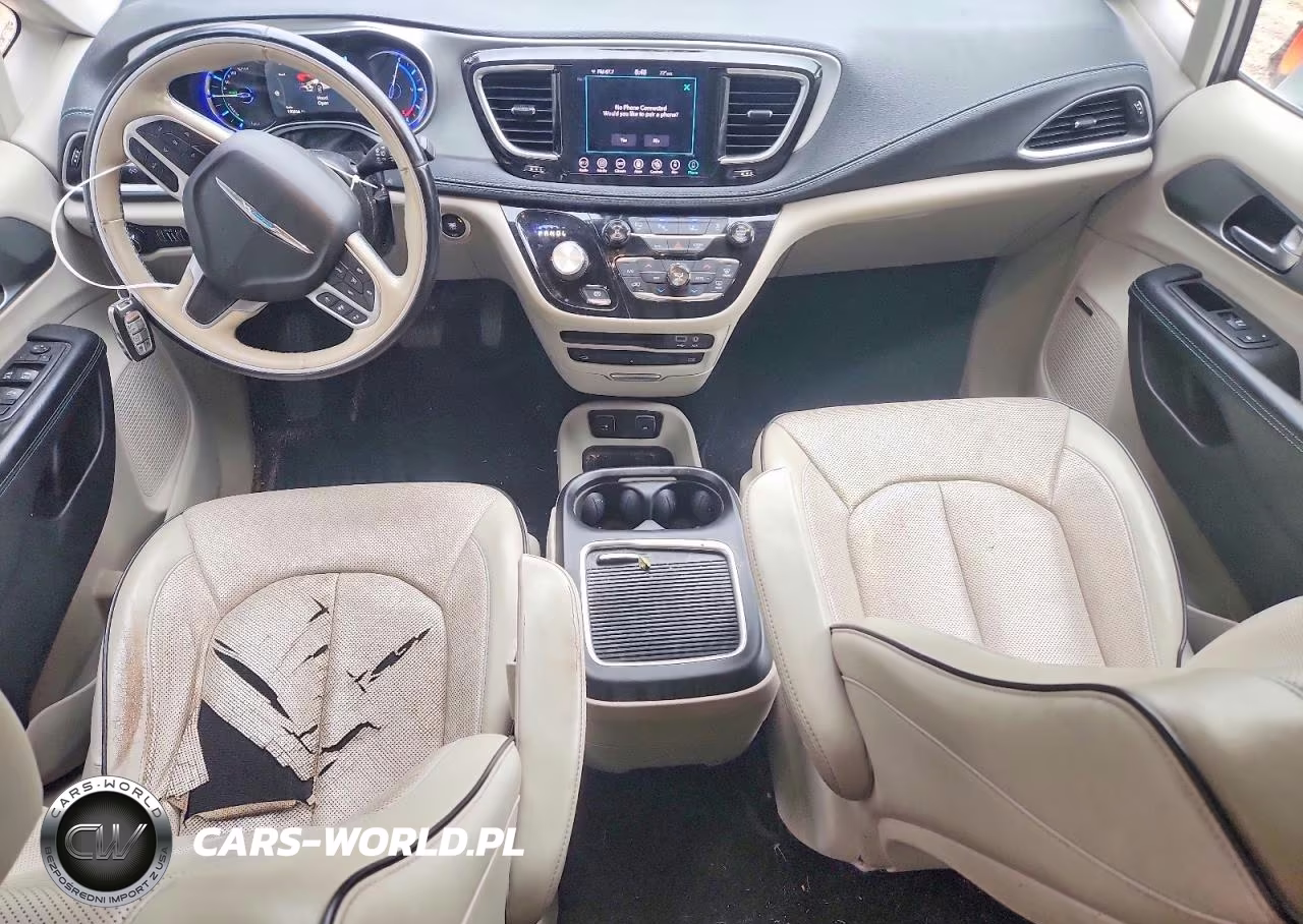 2018 Chrysler Pacifica Hybrid Limited VIN:2C4RC1N71JR144867 - 8