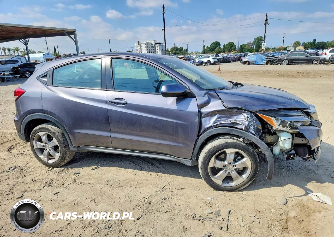 2020 Honda Hr-V Lx VIN:3CZRU5H35LM706917 - 4