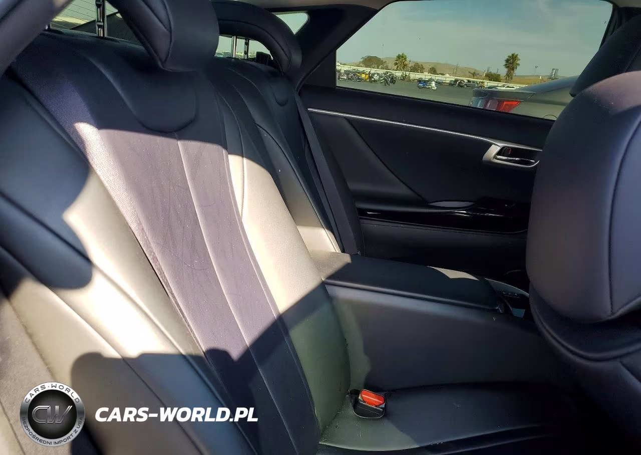 2018 Toyota Mirai Base VIN:JTDBVRBD5JA003907 - 10
