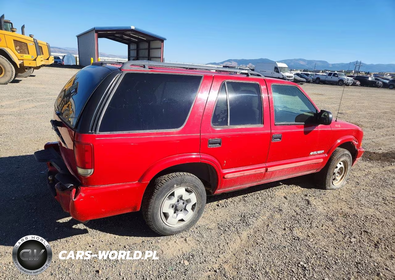 2004 Chevrolet Blazer VIN:1GNDT13X94K127922 - 3