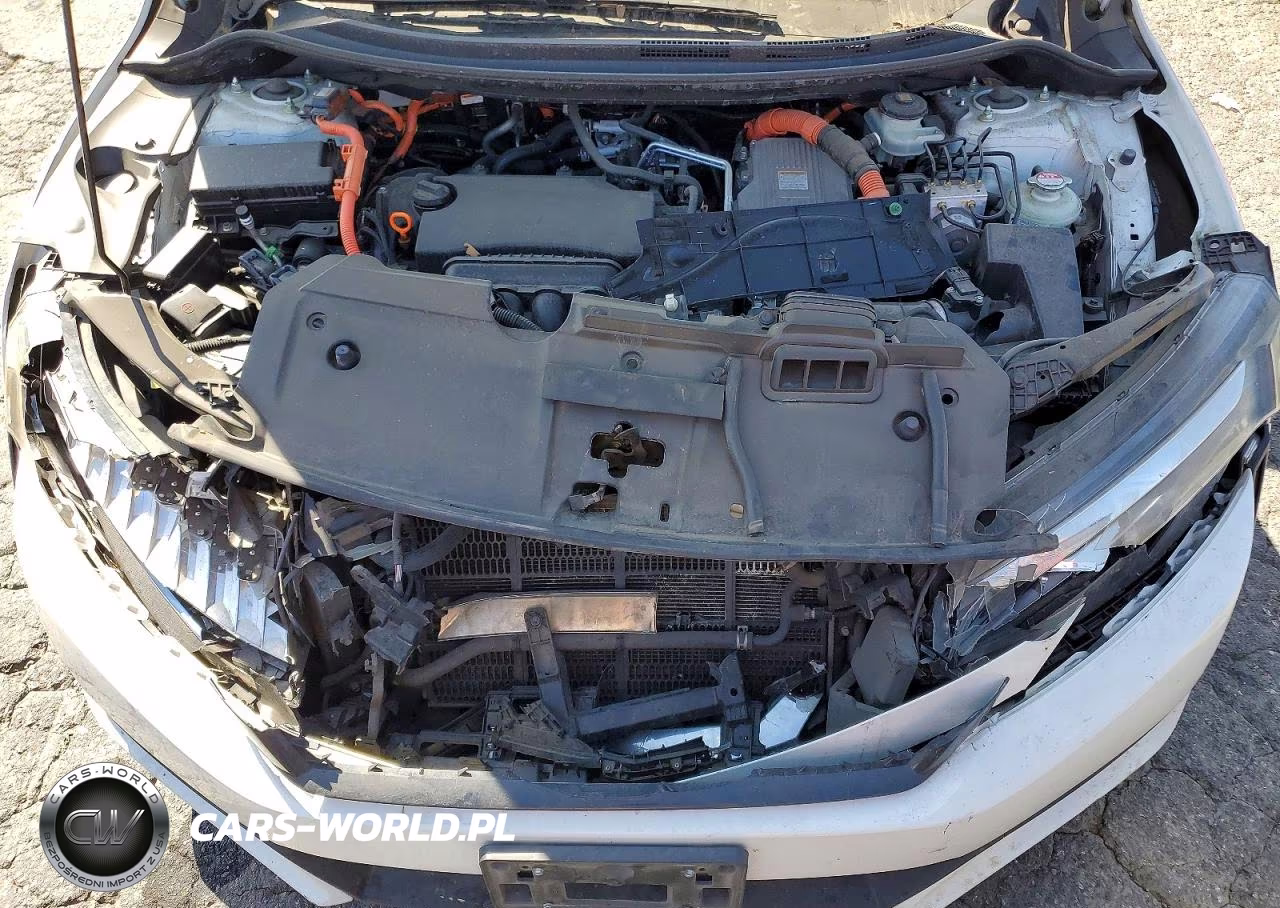 2018 Honda Clarity VIN:JHMZC5F15JC005382 - 11