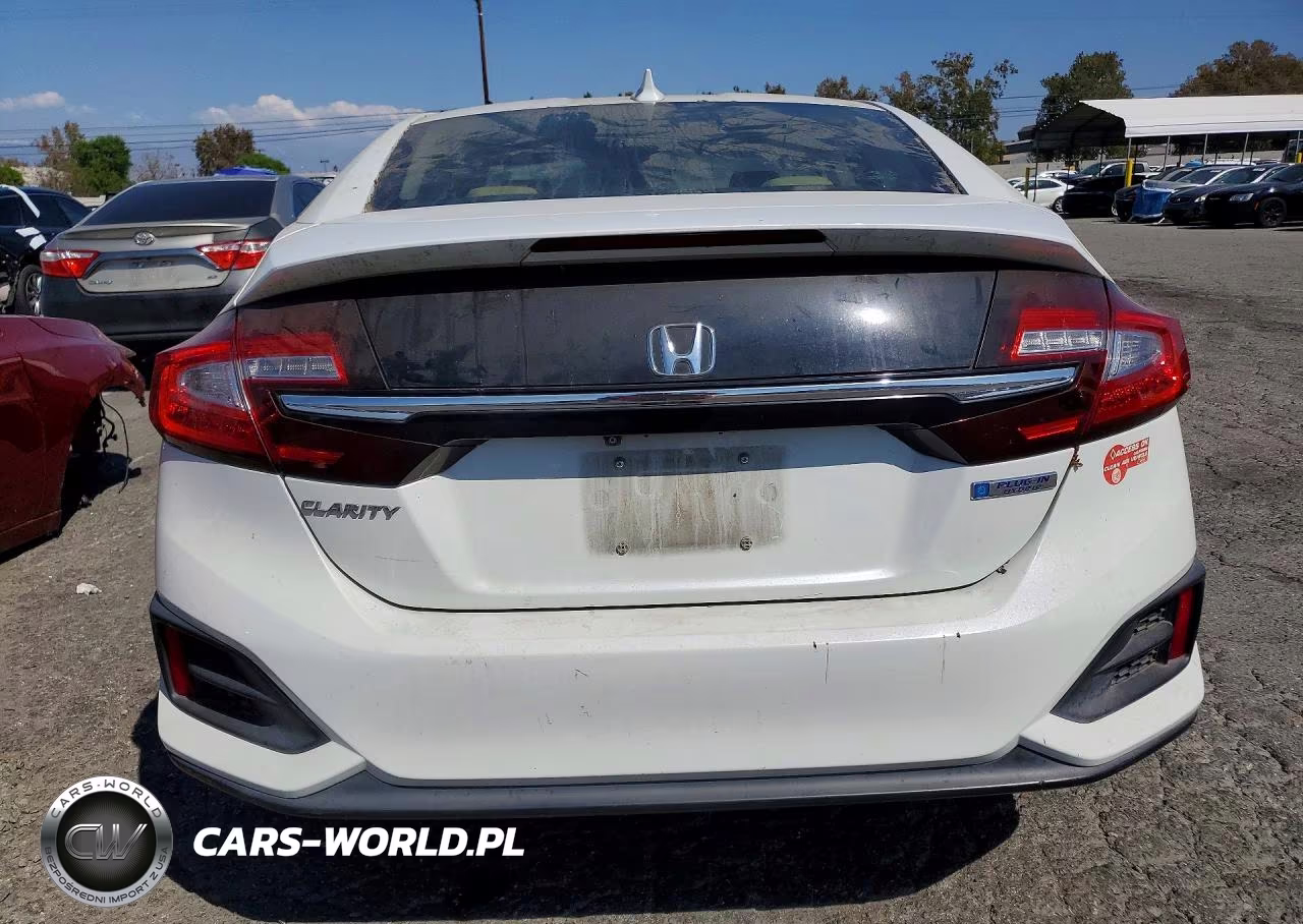 2018 Honda Clarity VIN:JHMZC5F15JC005382 - 6