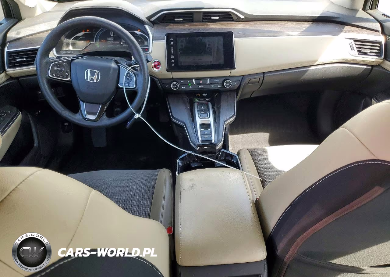 2018 Honda Clarity VIN:JHMZC5F15JC005382 - 8