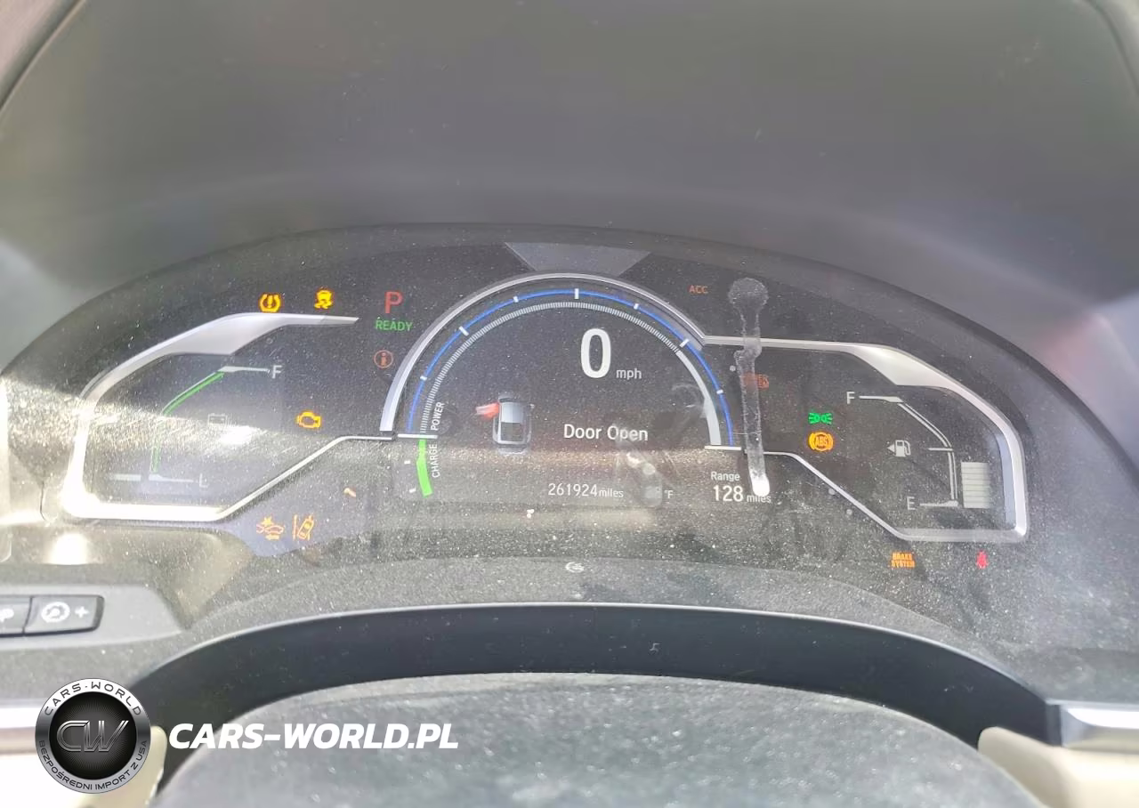2018 Honda Clarity VIN:JHMZC5F15JC005382 - 9