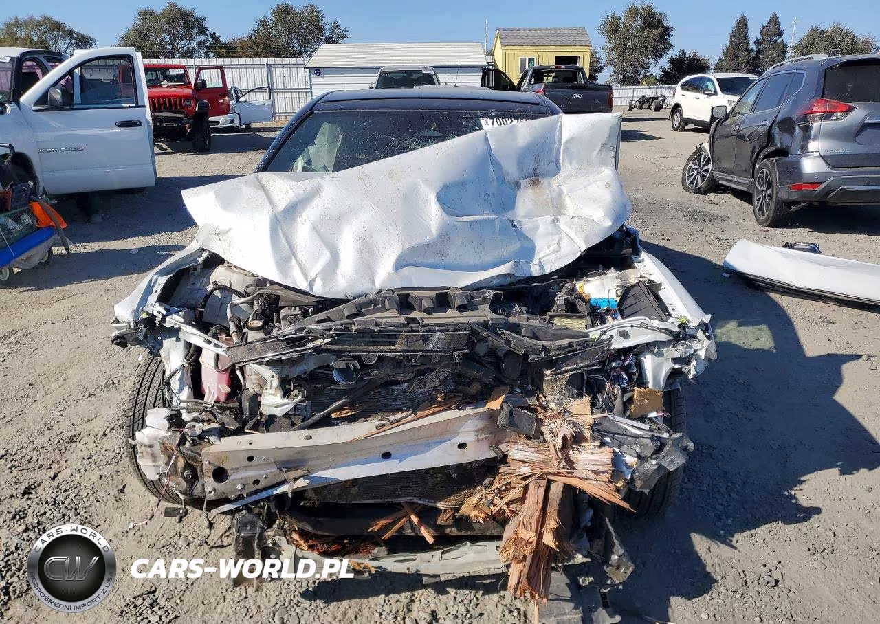 2025 Toyota Camry Xse VIN:4T1DAACKXSU037145 - 5