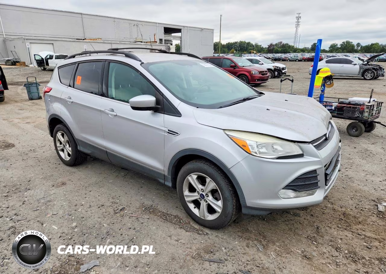 2016 Ford Escape Se VIN:1FMCU9G92GUC52356 - 4