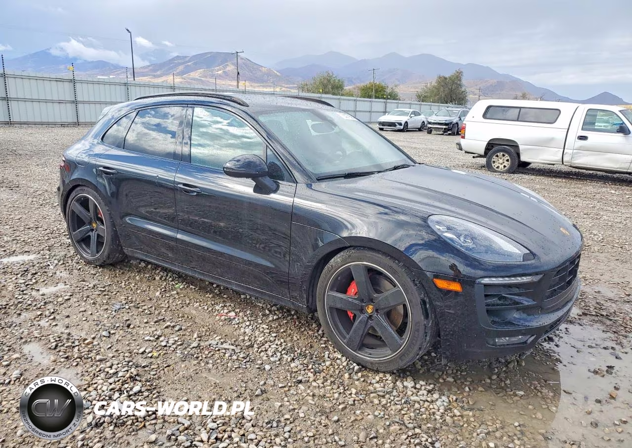 2017 Porsche Macan Gts VIN:WP1AG2A52HLB54241 - 4