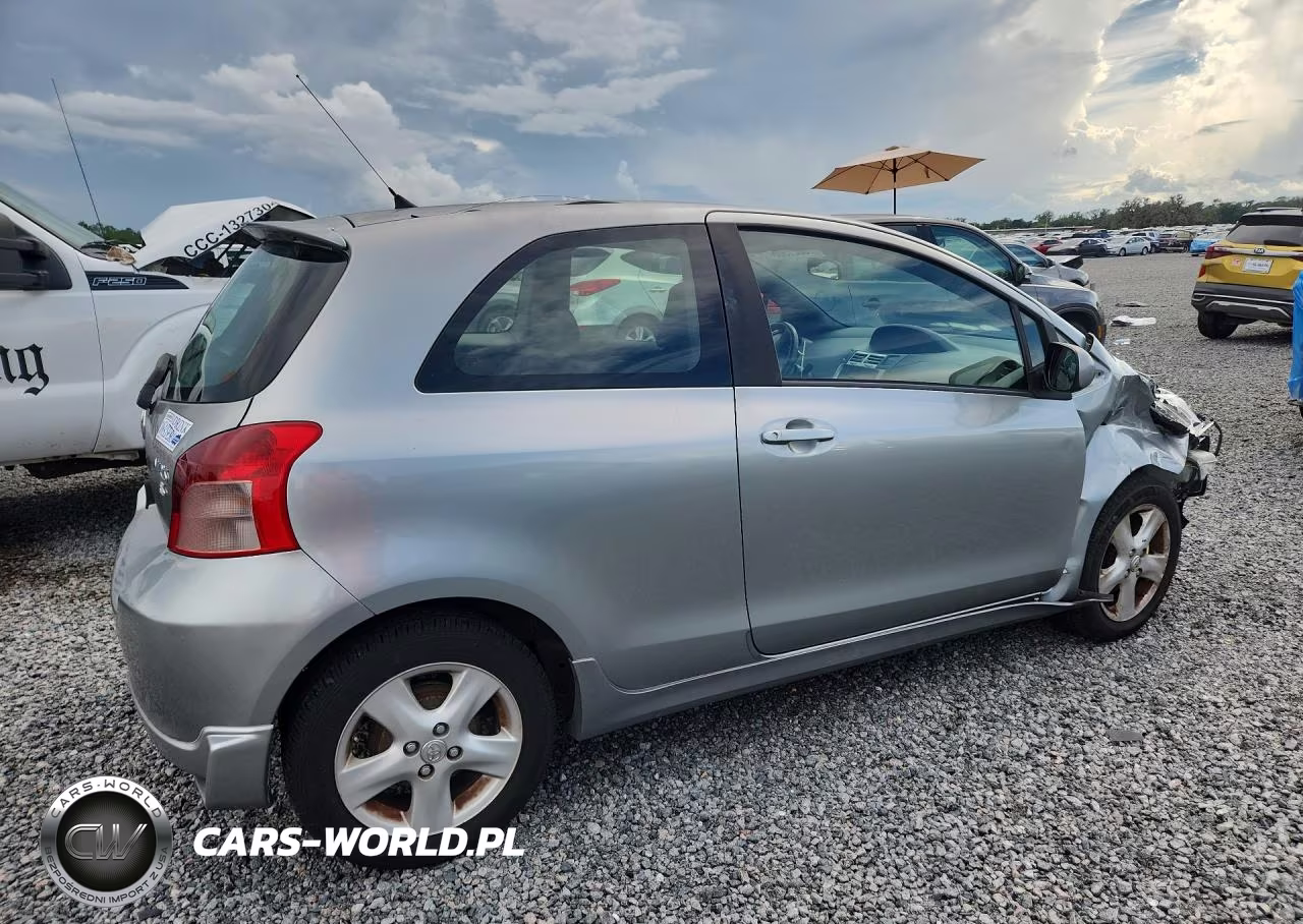 2008 Toyota Yaris S VIN:JTDJT923285172388 - 3