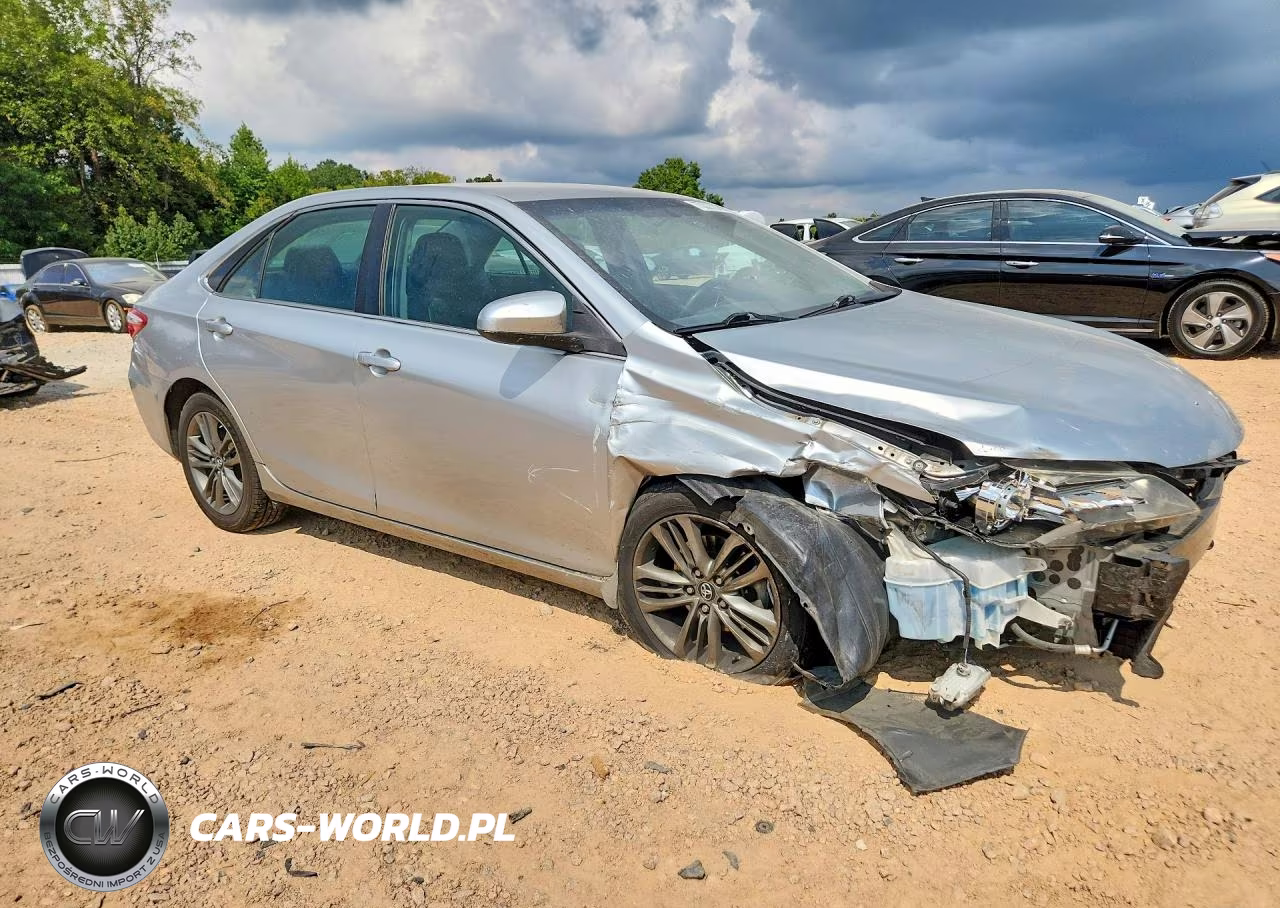 2017 Toyota Camry Se VIN:4T1BF1FK3HU659678 - 4