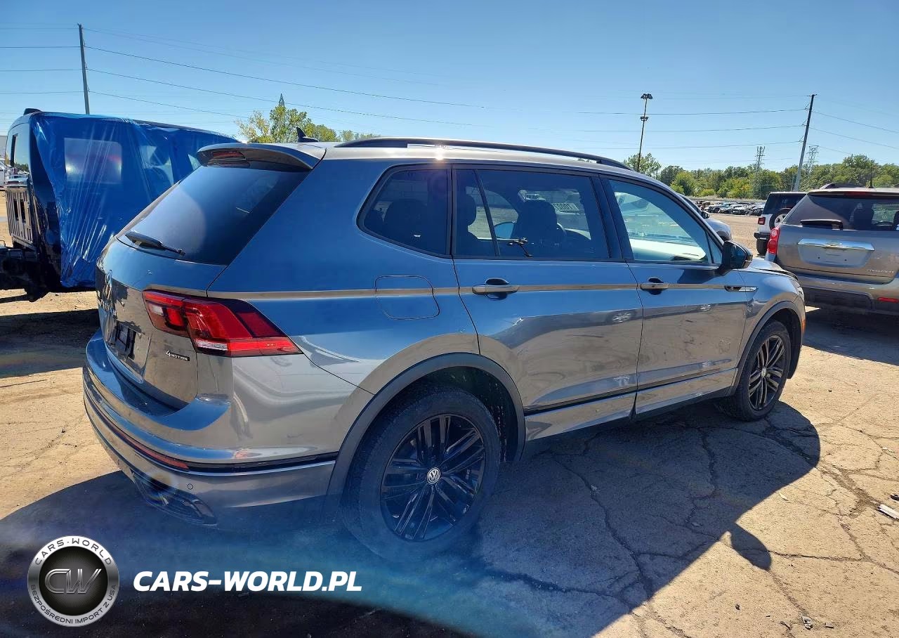 2022 Volkswagen Tiguan Se R-Line Black VIN:3VV8B7AX1NM054981 - 3