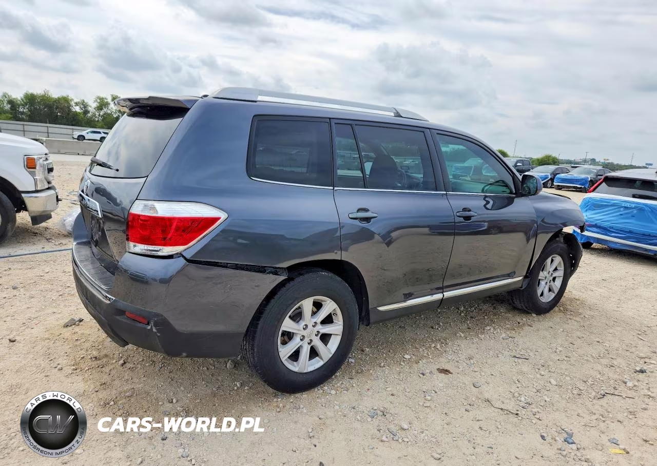 2013 Toyota Highlander Base VIN:5TDZK3EH9DS141542 - 3