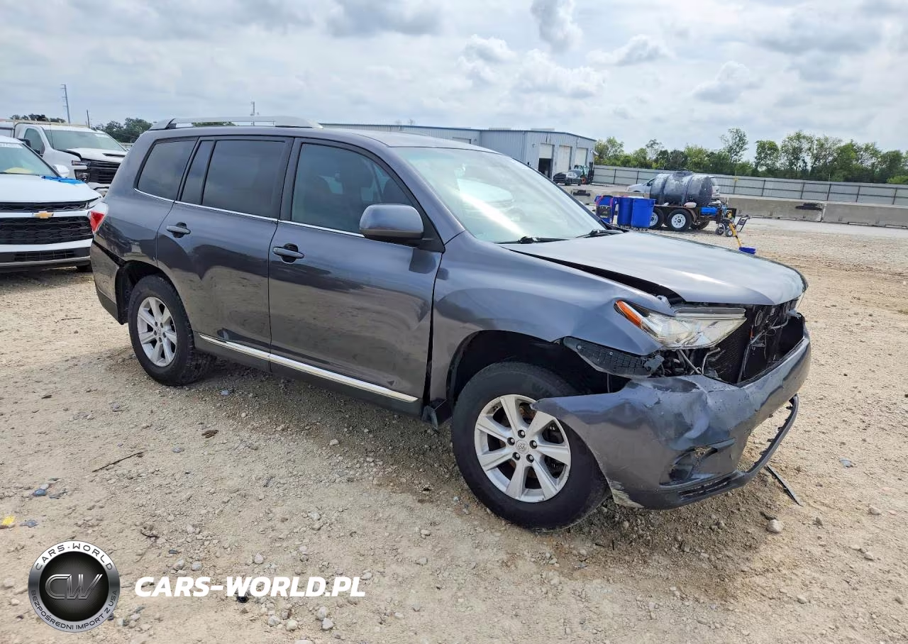 2013 Toyota Highlander Base VIN:5TDZK3EH9DS141542 - 4