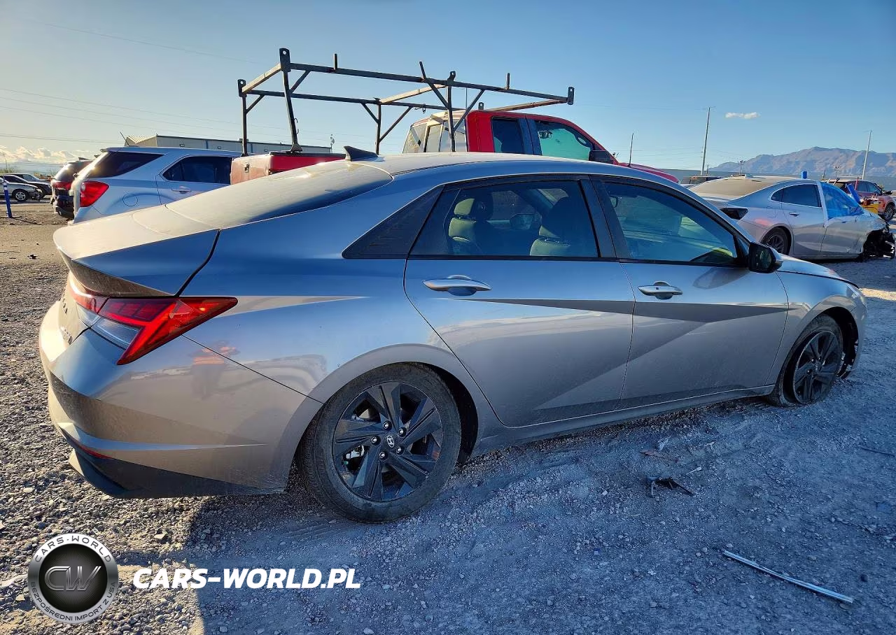 2023 Hyundai Elantra Blue VIN:KMHLM4AJ0PU044711 - 3
