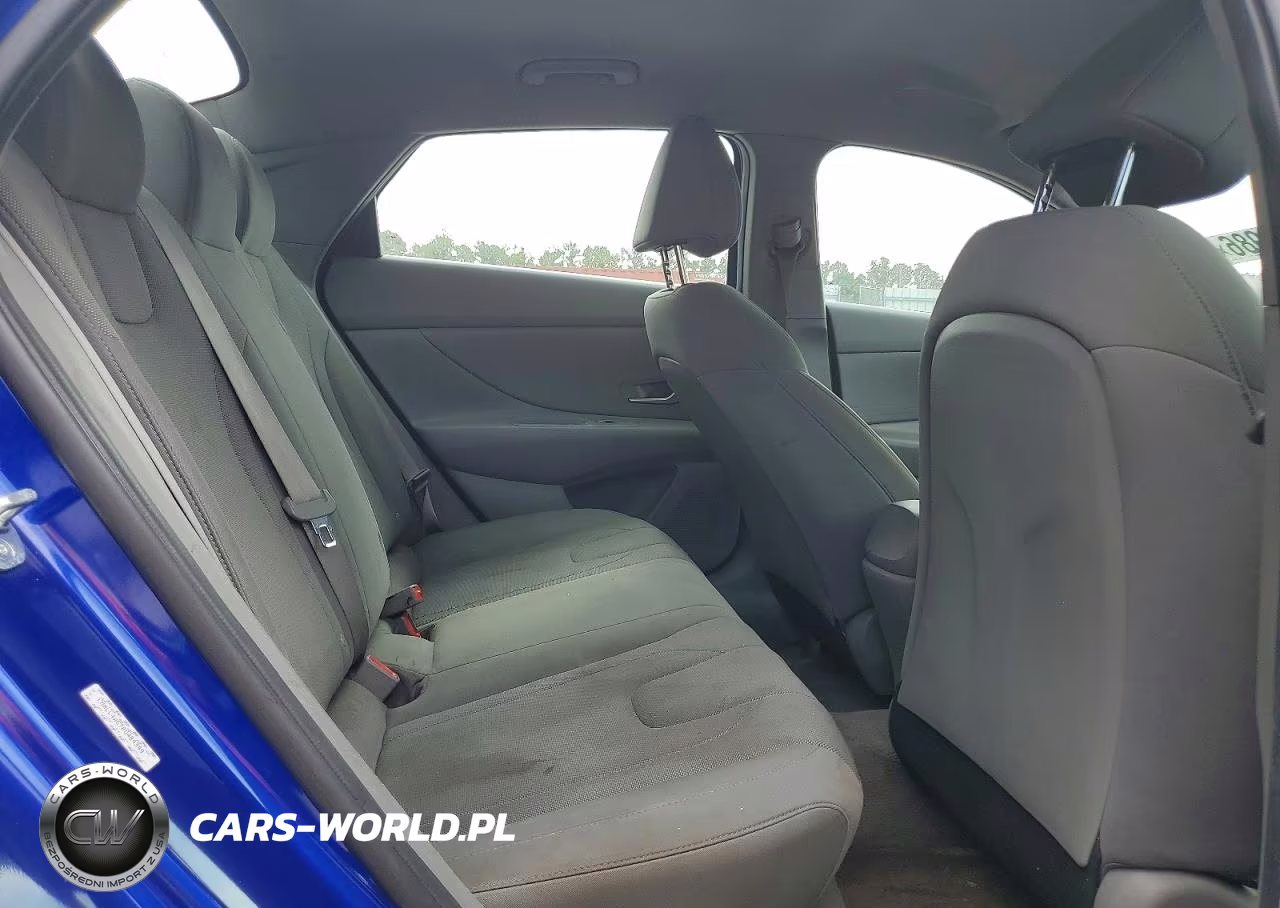 2023 Hyundai Elantra Se VIN:KMHLL4AG7PU484349 - 10