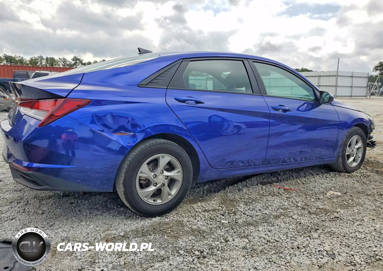 2023 Hyundai Elantra Se VIN:KMHLL4AG7PU484349 - 3