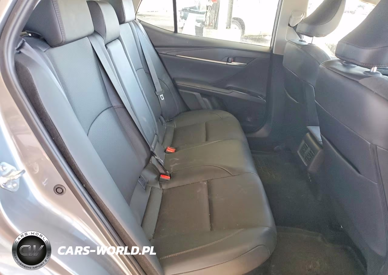 2025 Toyota Camry Xle VIN:4T1DAACK3SU605087 - 10