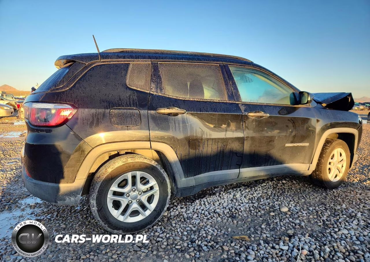 2017 Jeep Compass Sport VIN:3C4NJCAB1HT658476 - 3