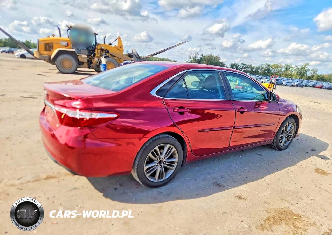 2015 Toyota Camry VIN:4T1BF1FK8FU905301 - 3