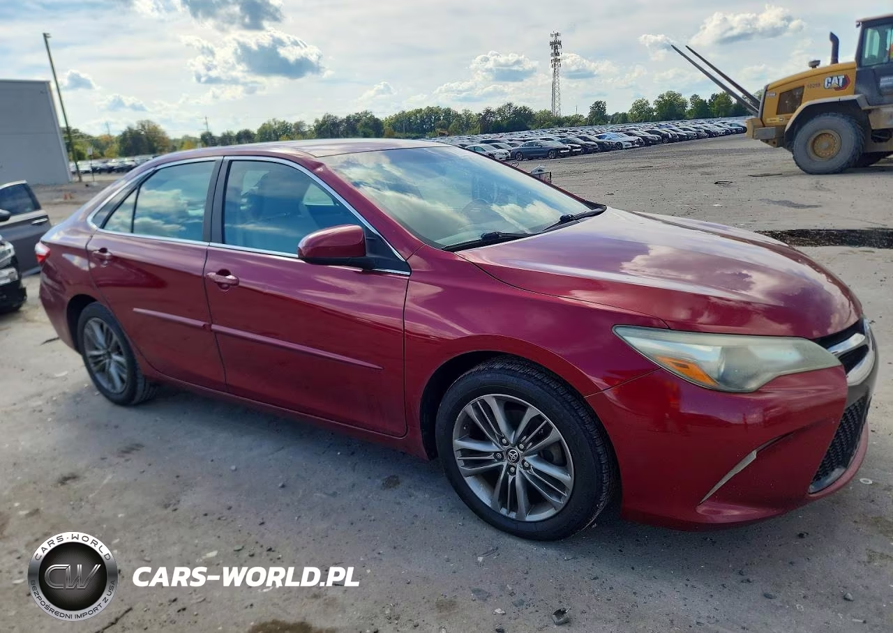 2015 Toyota Camry VIN:4T1BF1FK8FU905301 - 4