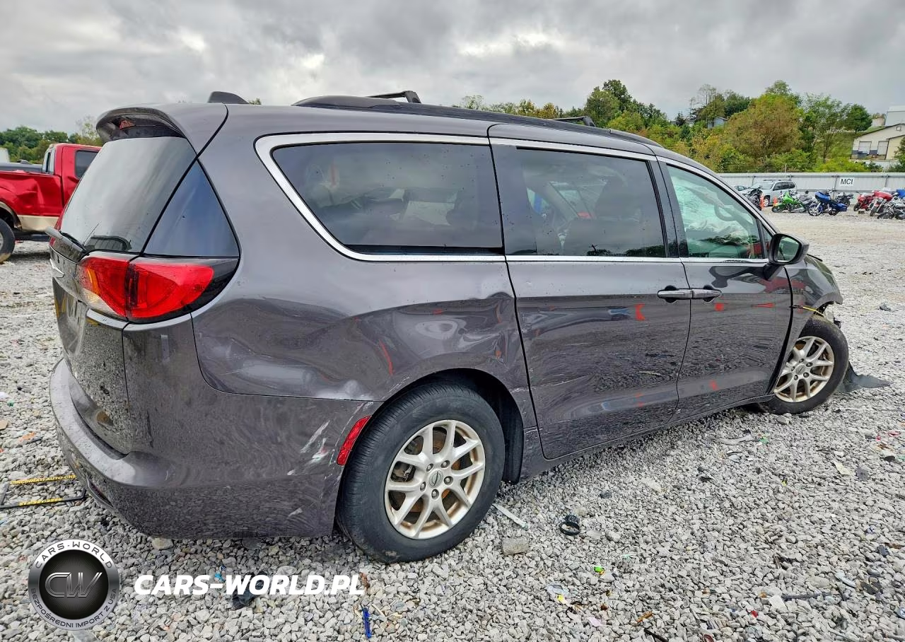 CHRYSLER VOYAGER VIN:2C4RC1DG3MR551692 - 3