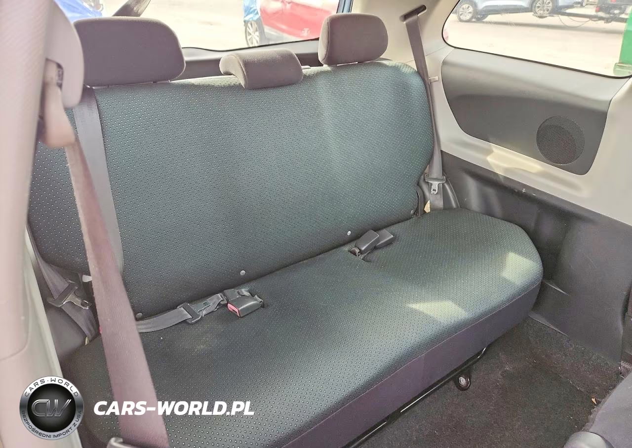 2008 Toyota Yaris Base VIN:JTDJT923685149485 - 10
